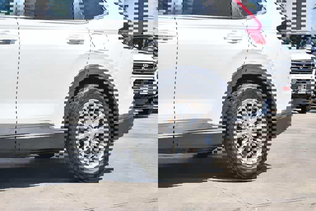 Used 2023 Honda CR-V EX-L image 11