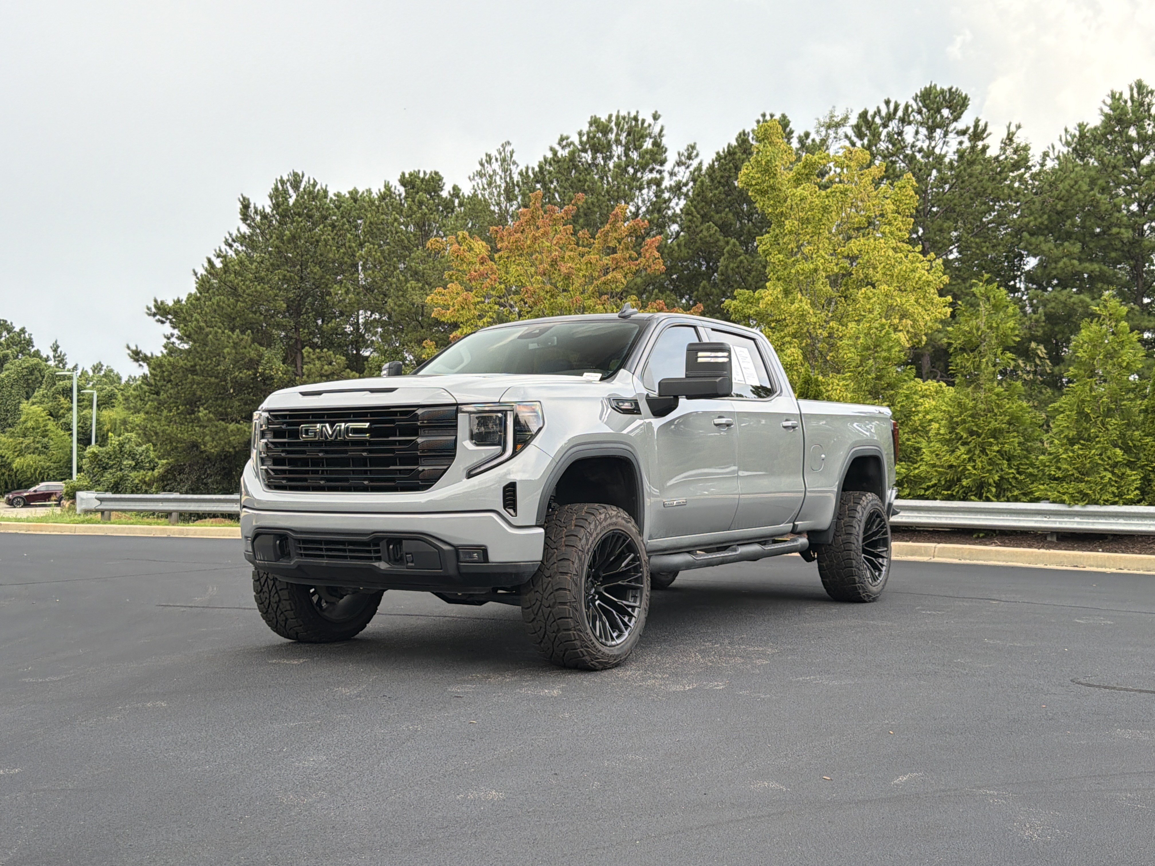 Used 2024 GMC Sierra 1500 Elevation AWD/4WD image 13