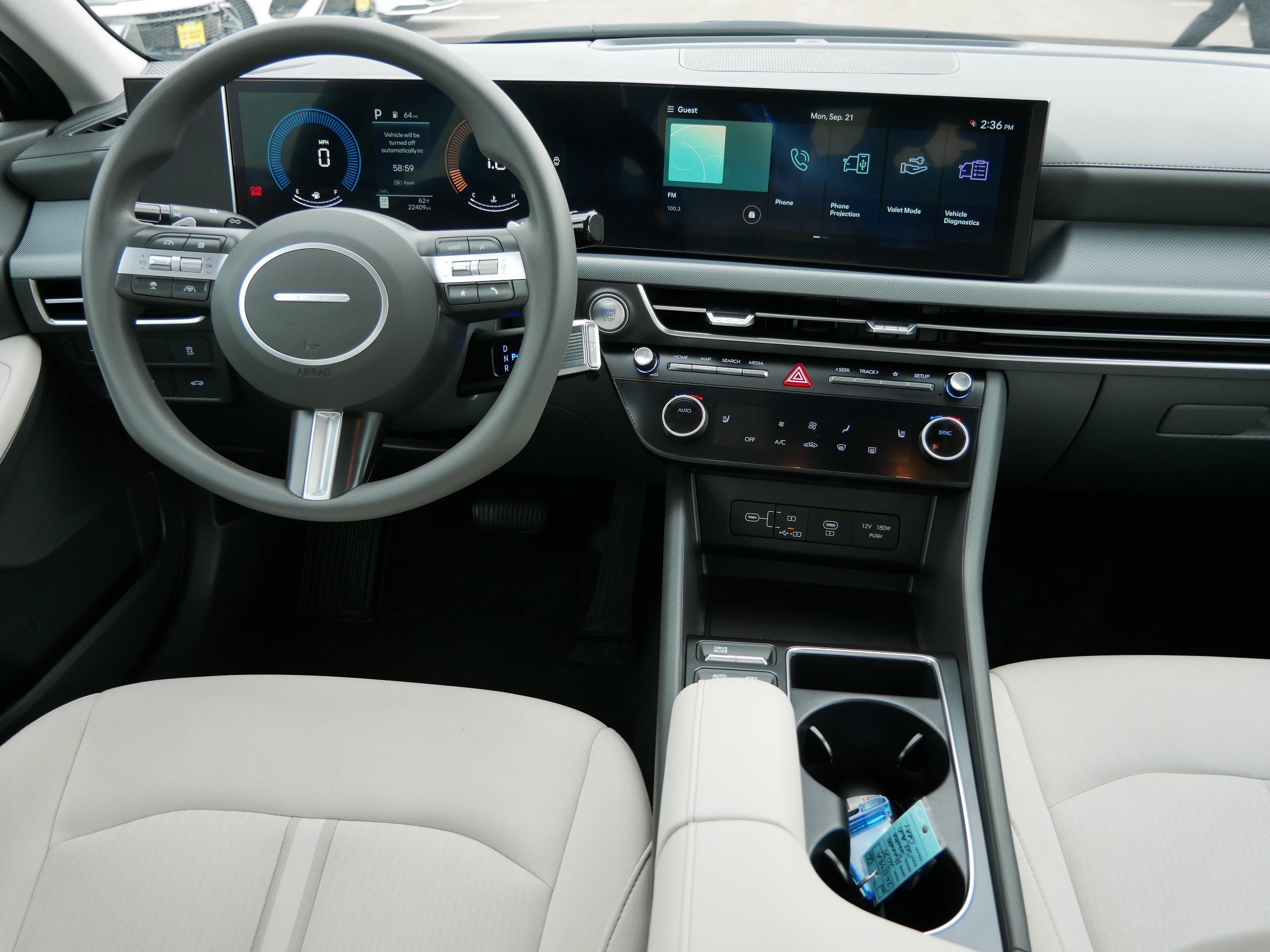 Certified 2025 Hyundai Sonata SEL AWD/4WD image 10