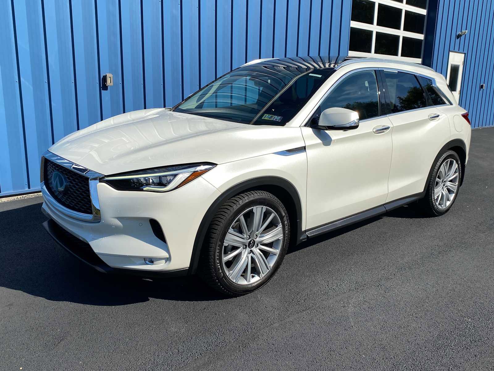 Used 2021 INFINITI QX50 Sensory w/ Cargo Package image 2