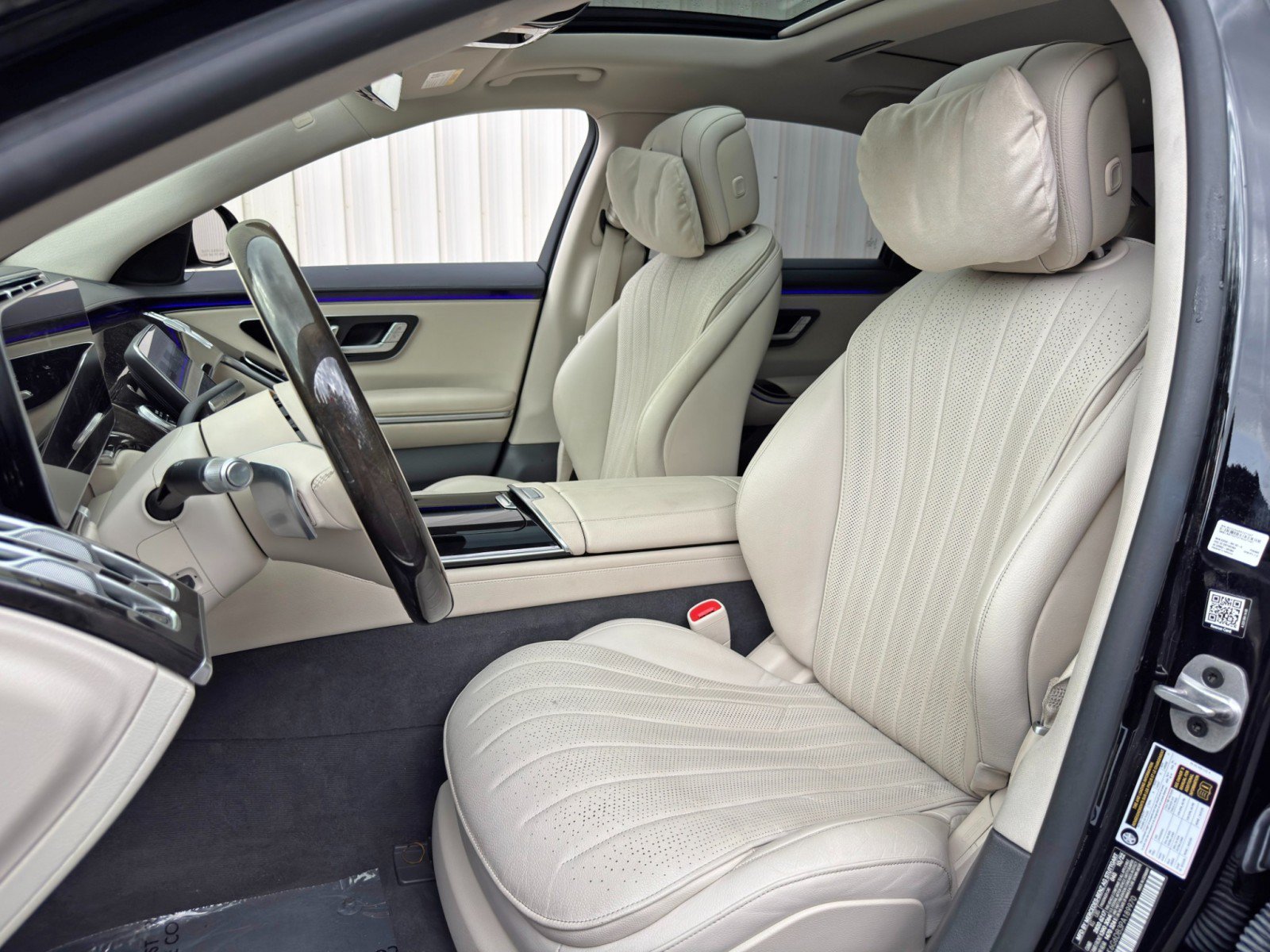 Used 2023 Mercedes-Benz S 500 4MATIC w/ AMG Line image 43