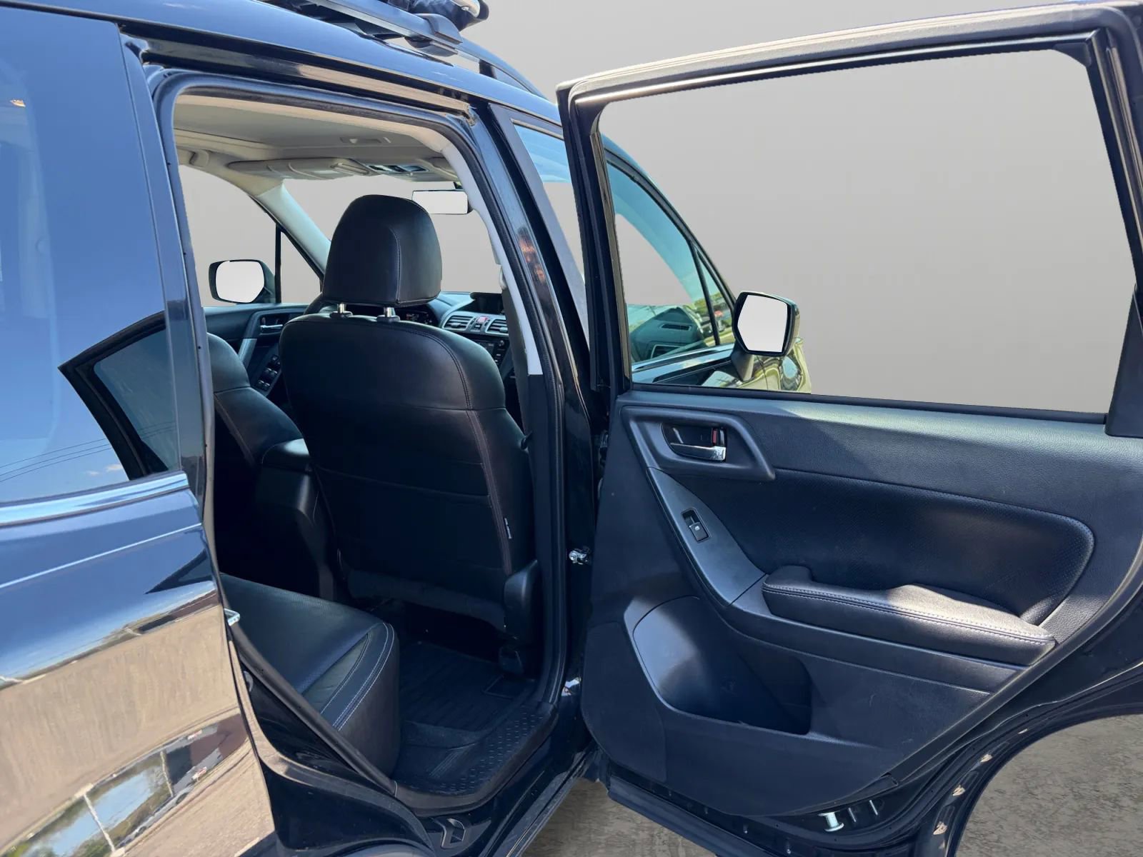 Used 2018 Subaru Forester 2.5i Limited AWD/4WD image 17