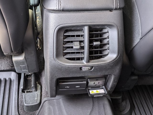 Used 2019 Jeep Cherokee Limited AWD/4WD image 31