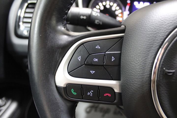 Used 2019 Jeep Compass Altitude image 40