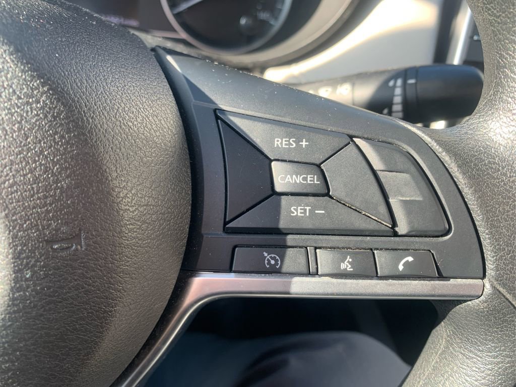 Certified 2022 Nissan Versa SV image 19