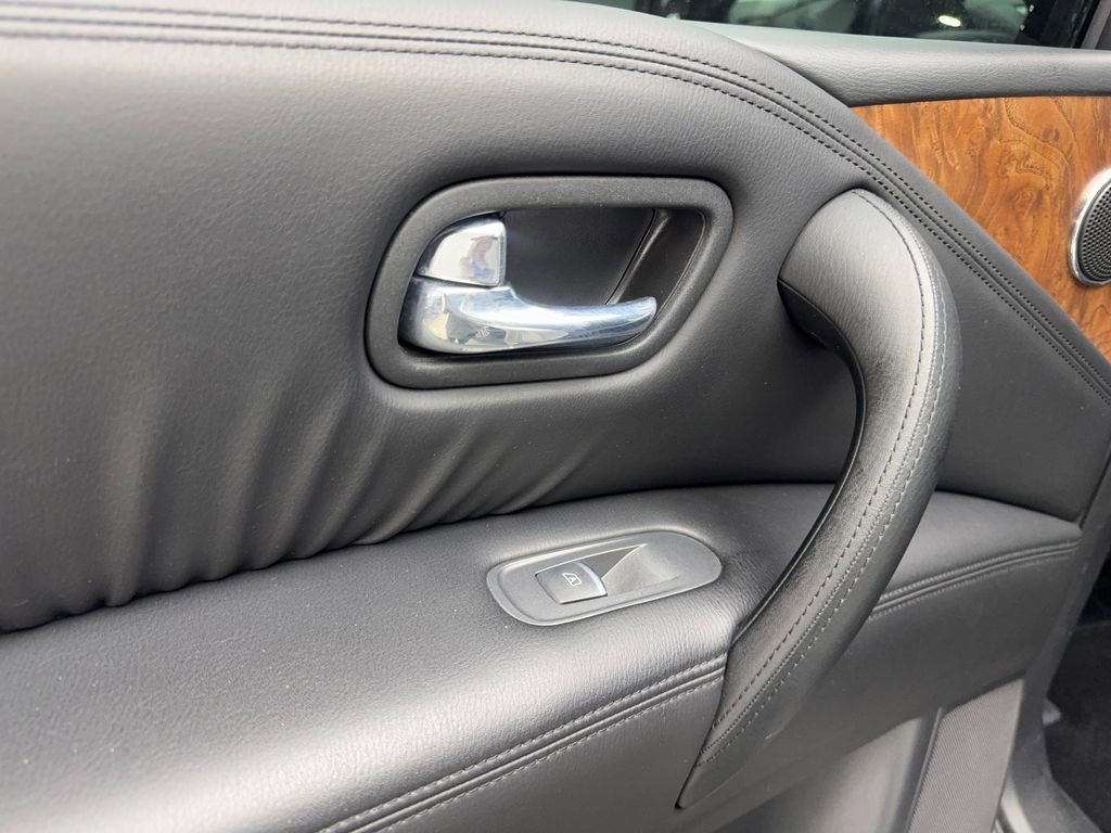 Used 2024 Nissan Armada SL image 38