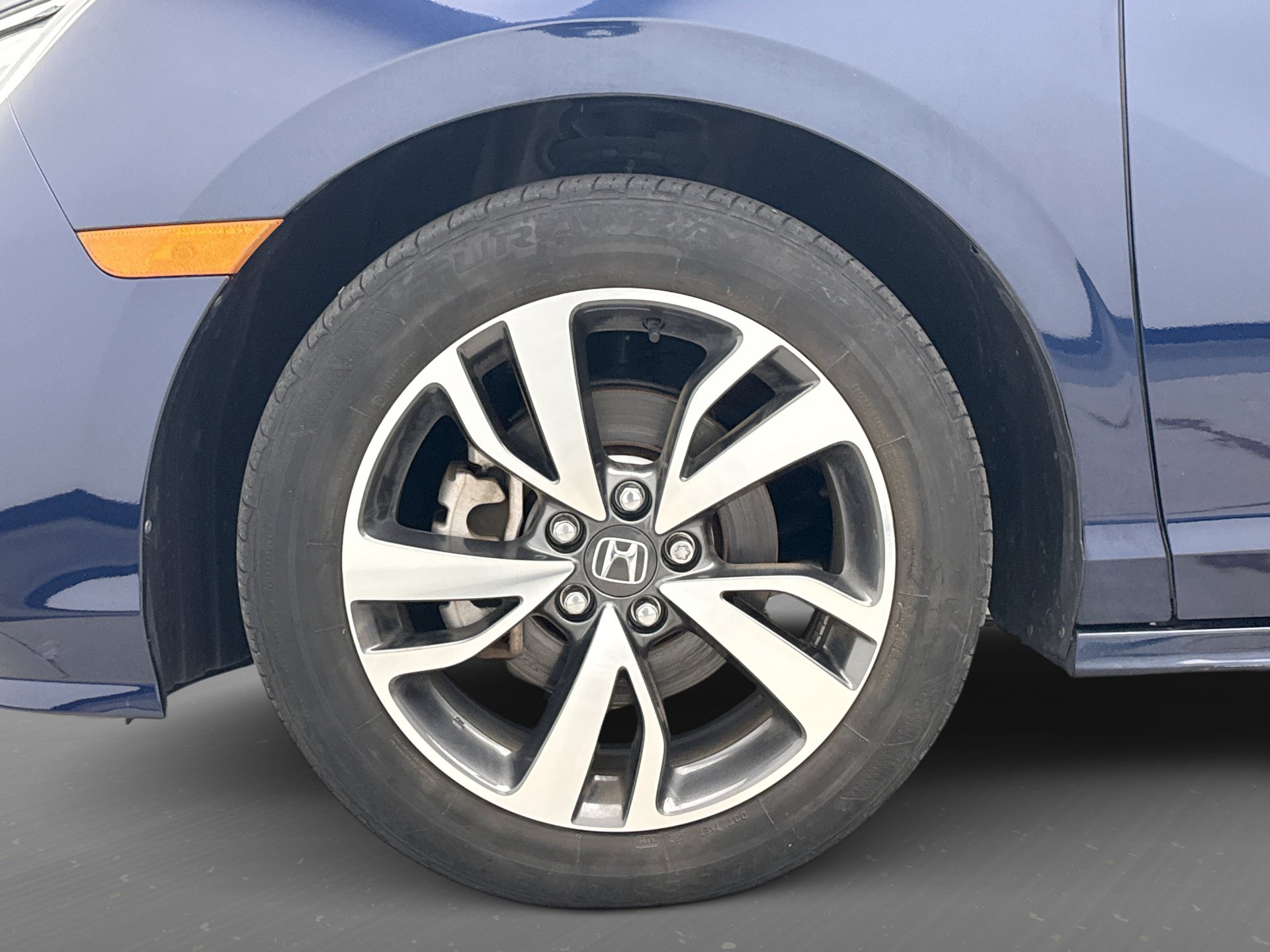 Used 2023 Honda Odyssey Touring image 27