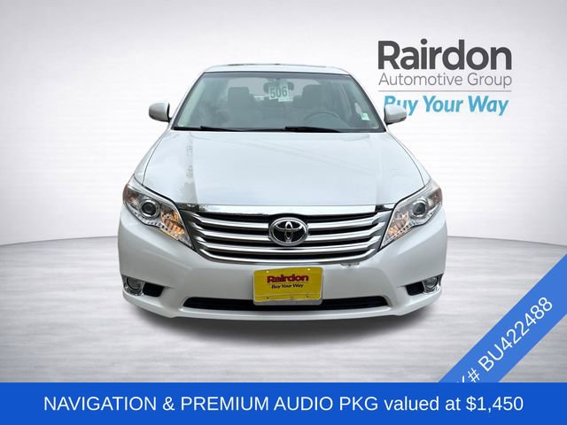 Used 2011 Toyota Avalon Limited FWD image 2