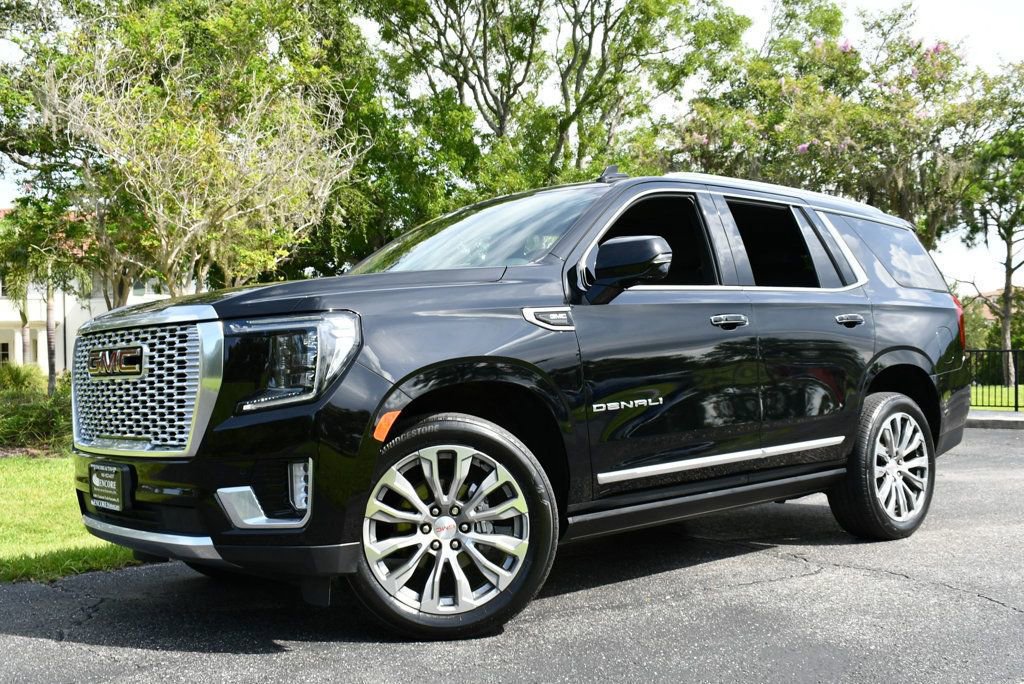 Used 2021 GMC Yukon Denali w/ Denali Premium Package image 25