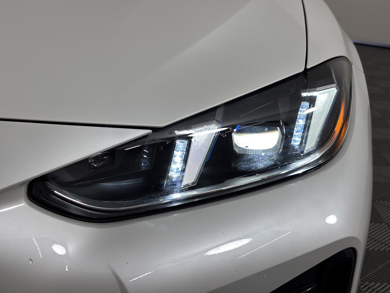 Used 2026 BMW M440i w/ Premium Package RWD image 12