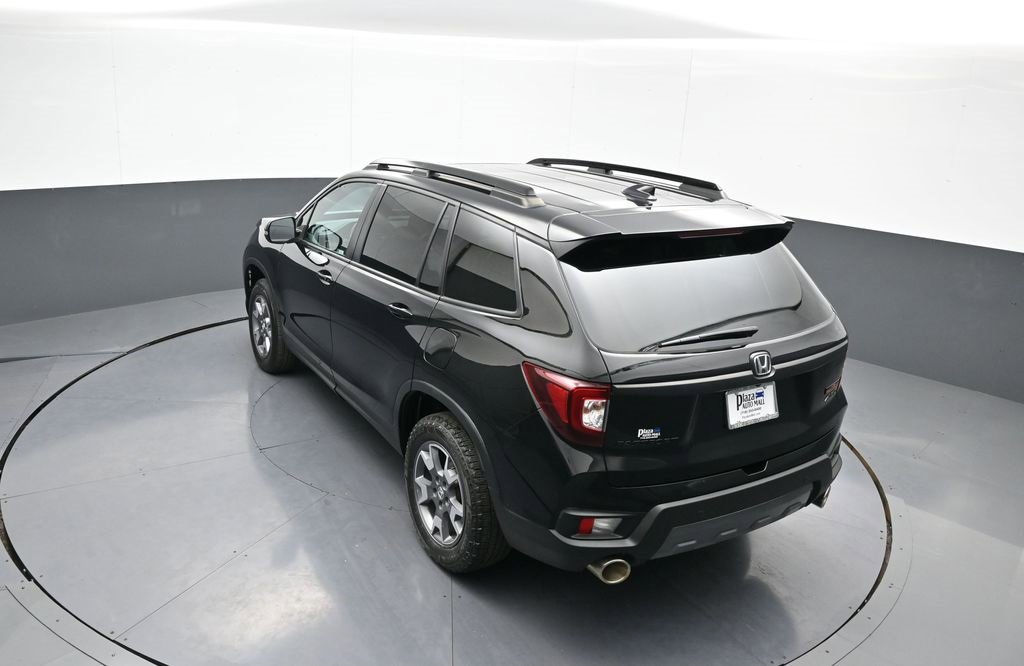 Certified 2022 Honda Passport TrailSport image 40