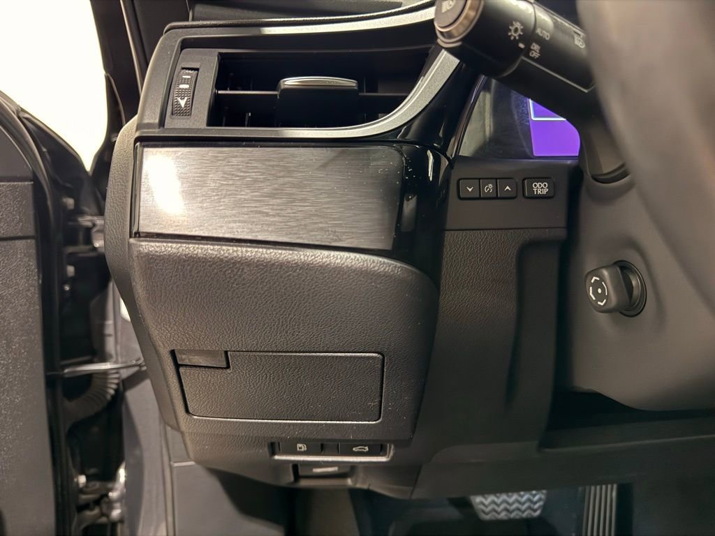 Used 2022 Lexus ES 350 w/ Premium Package FWD image 15