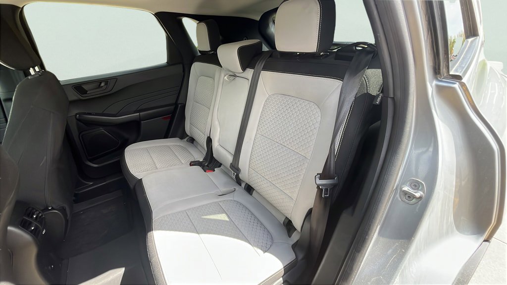 Used 2023 Ford Escape Active FWD image 16