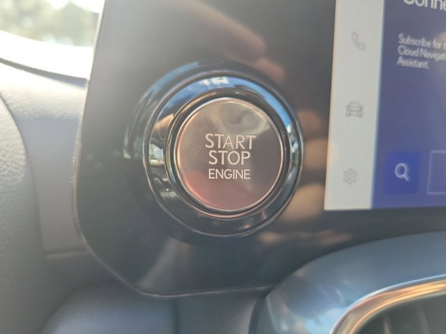 Used 2022 Lexus LX 600 4WD w/ Premium Package image 30