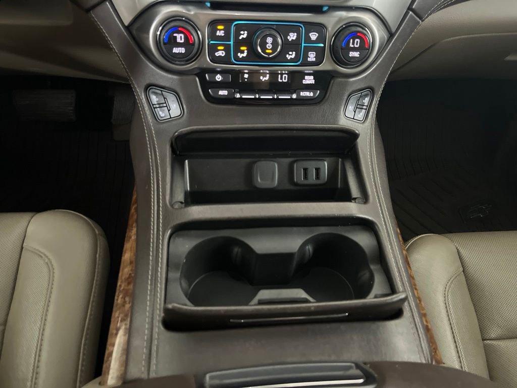 Used 2019 Chevrolet Suburban Premier AWD/4WD image 72