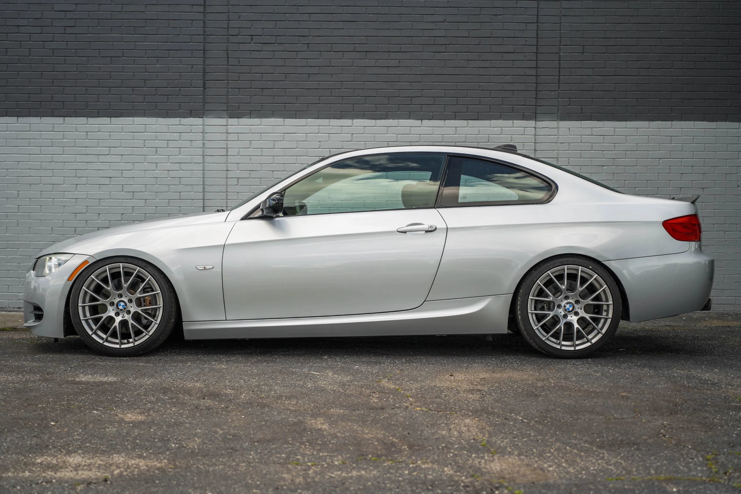 Used 2011 BMW 335is Coupe RWD image 8