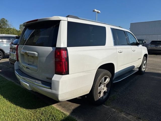 Used 2018 Chevrolet Suburban Premier AWD/4WD image 4