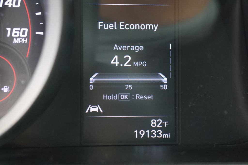 Used 2023 Hyundai Elantra SEL w/ Preferred Accessory Package FWD image 13