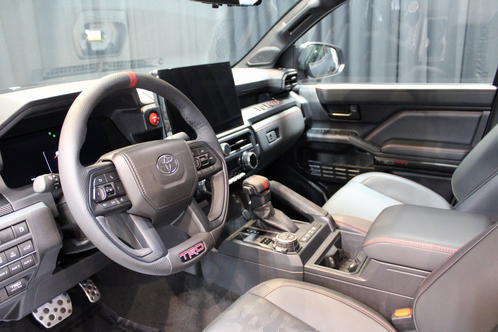 Used 2025 Toyota Tacoma TRD Pro image 4
