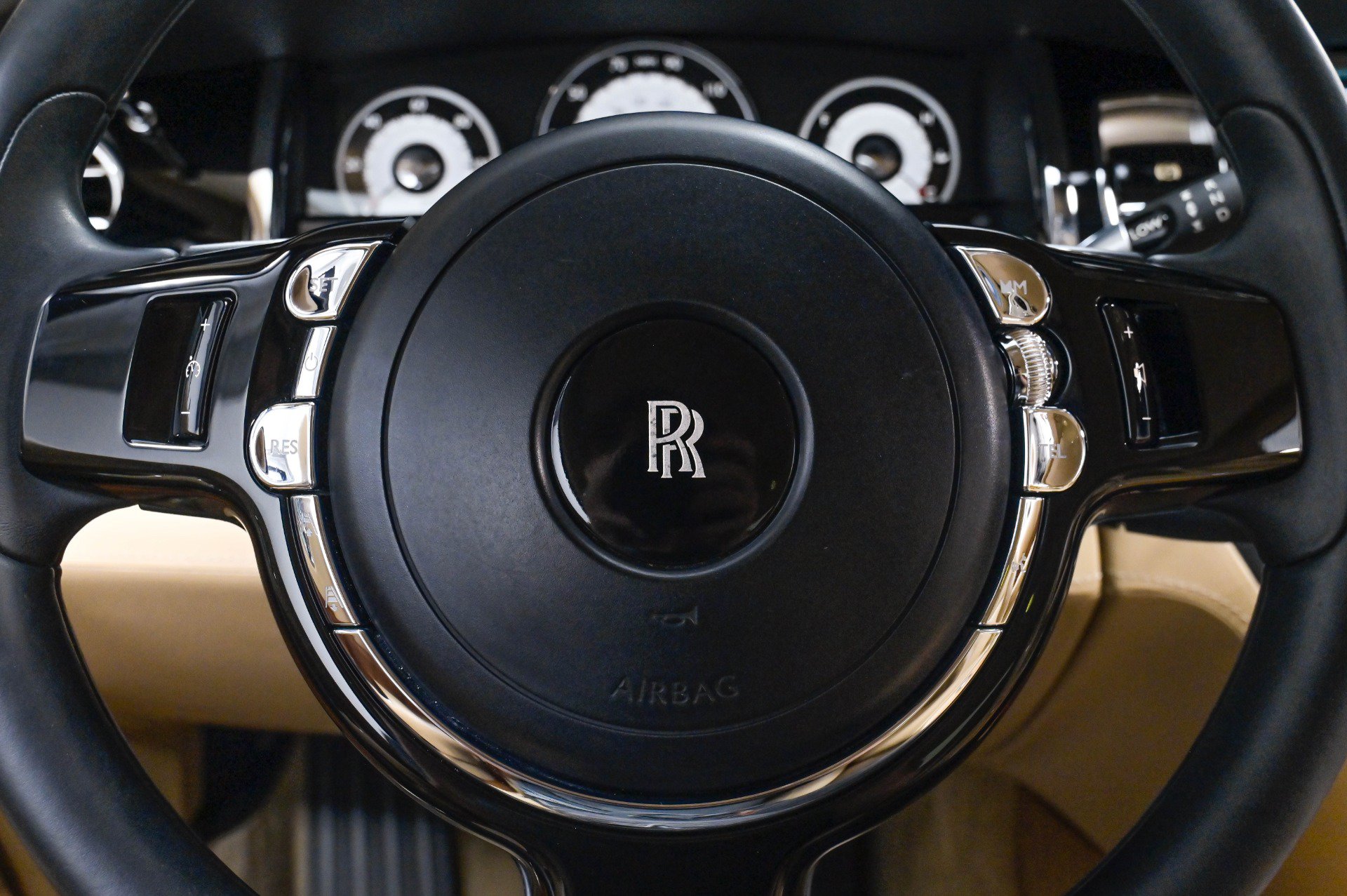Used 2014 Rolls-Royce Wraith RWD image 37