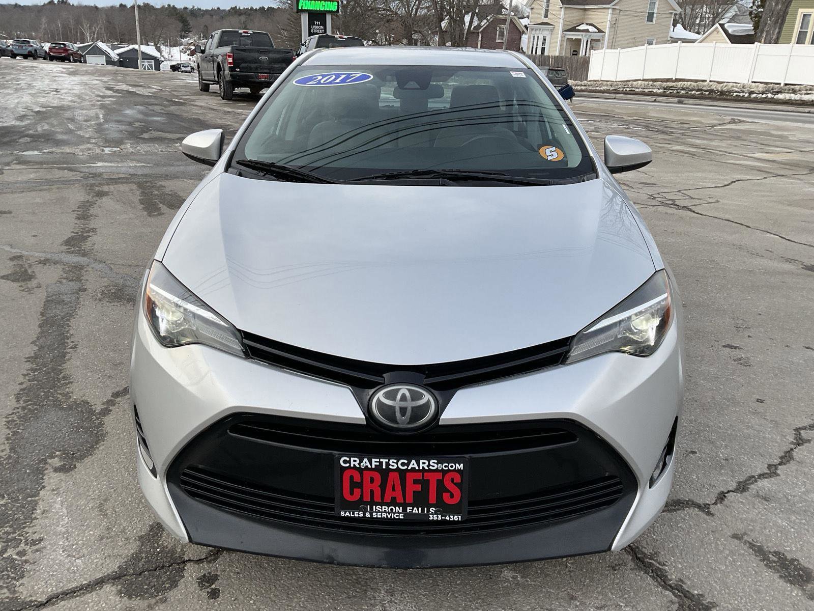 Used 2017 Toyota Corolla LE w/ Carpet Mat Package (TMS) image 8