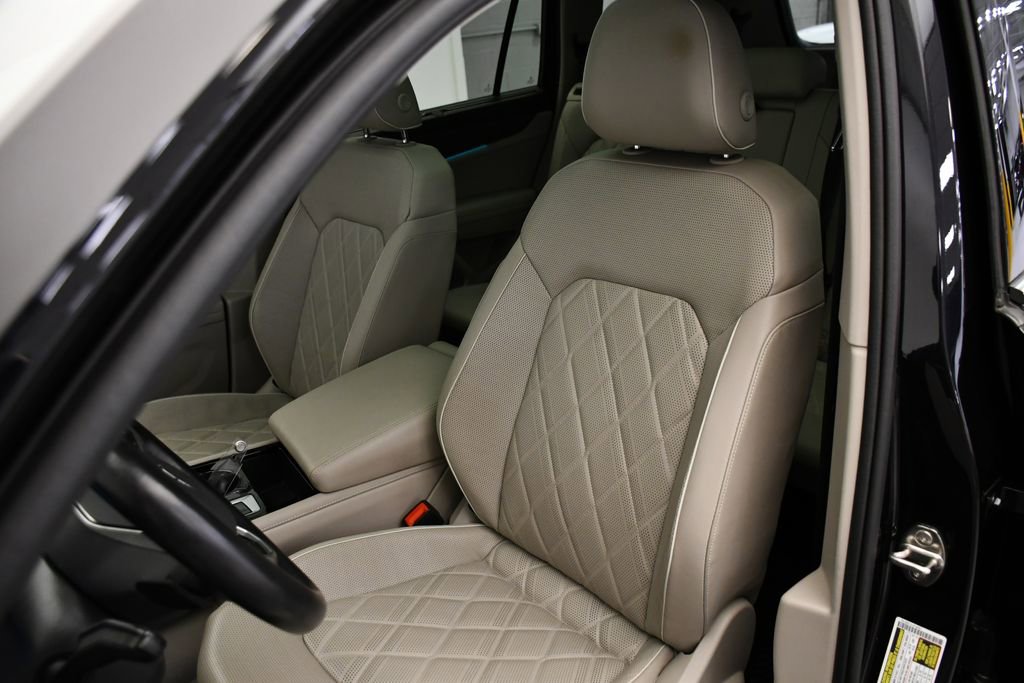 Used 2024 Volkswagen Atlas SEL Premium R-Line image 39