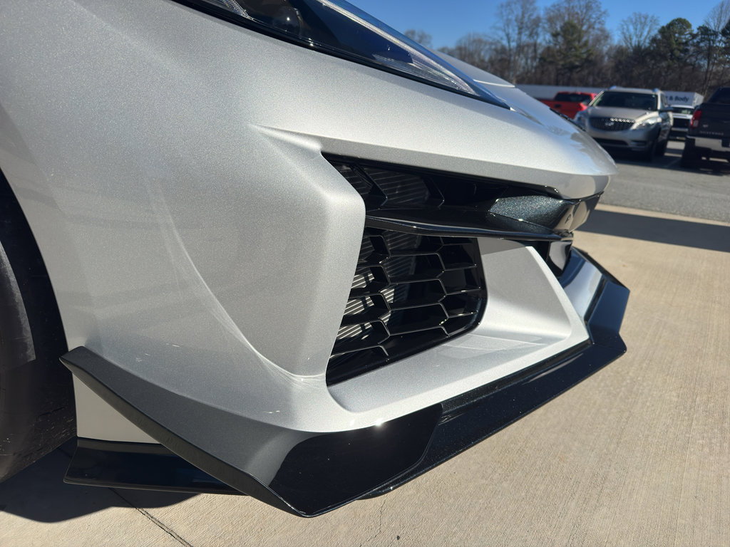 New 2026 Chevrolet Corvette Z06 w/ Z07 Performance Package image 12