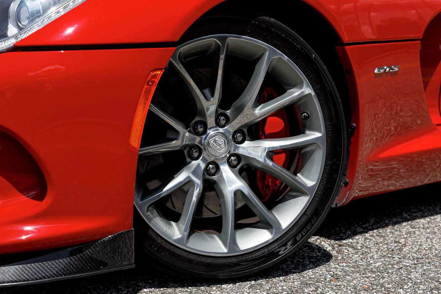 Used 2014 SRT Viper GTS w/ GTS Laguna Interior Package RWD image 33