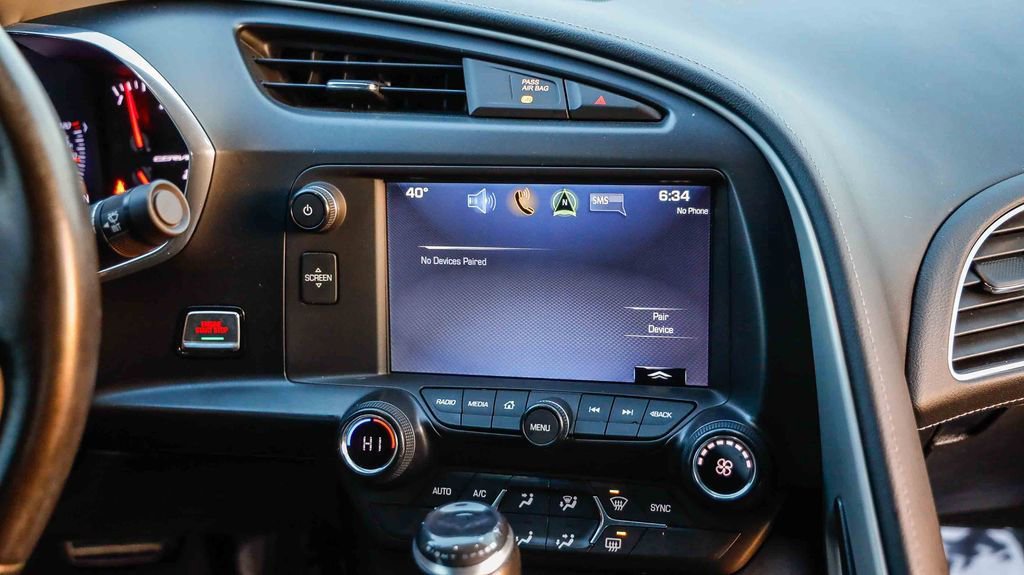 Used 2016 Chevrolet Corvette Stingray Coupe w/ Carbon Flash Badge Package image 17