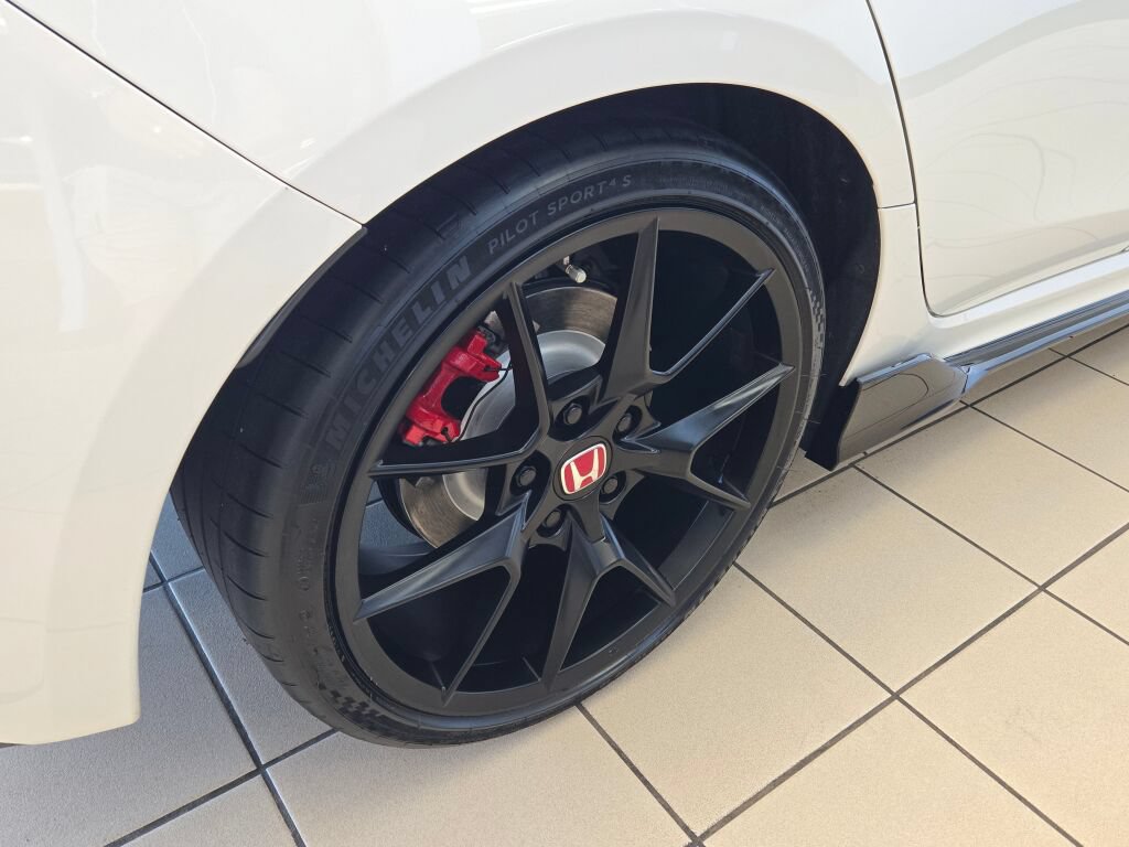 Used 2025 Honda Civic Type R image 14