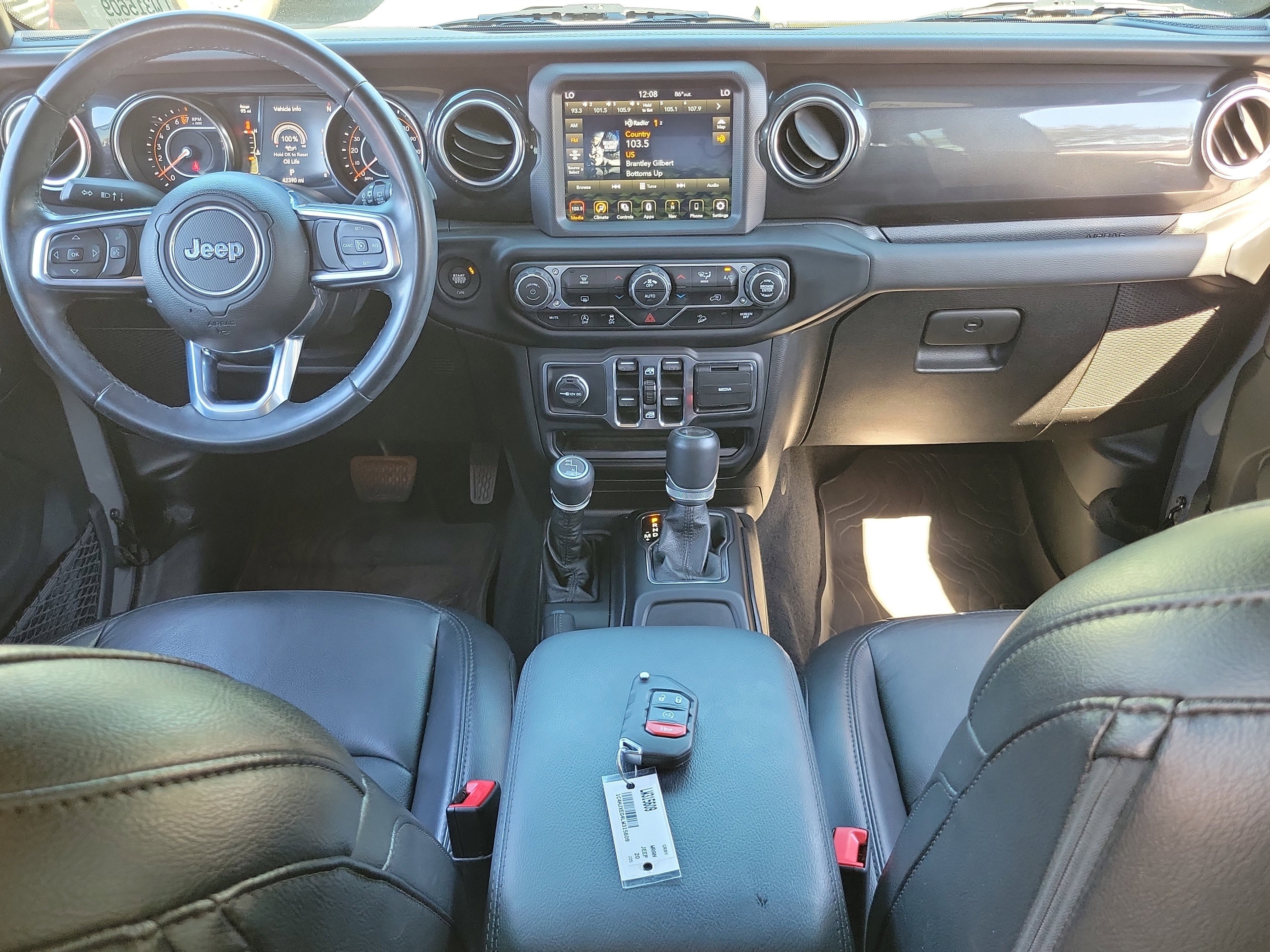 Used 2020 Jeep Wrangler Unlimited Sahara image 14