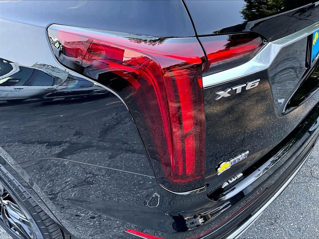 Used 2024 Cadillac XT6 Luxury AWD/4WD image 33