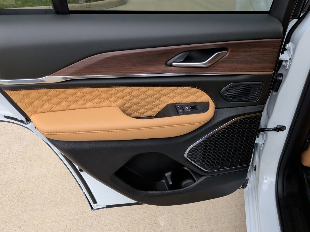 New 2025 Jeep Grand Cherokee Summit image 44