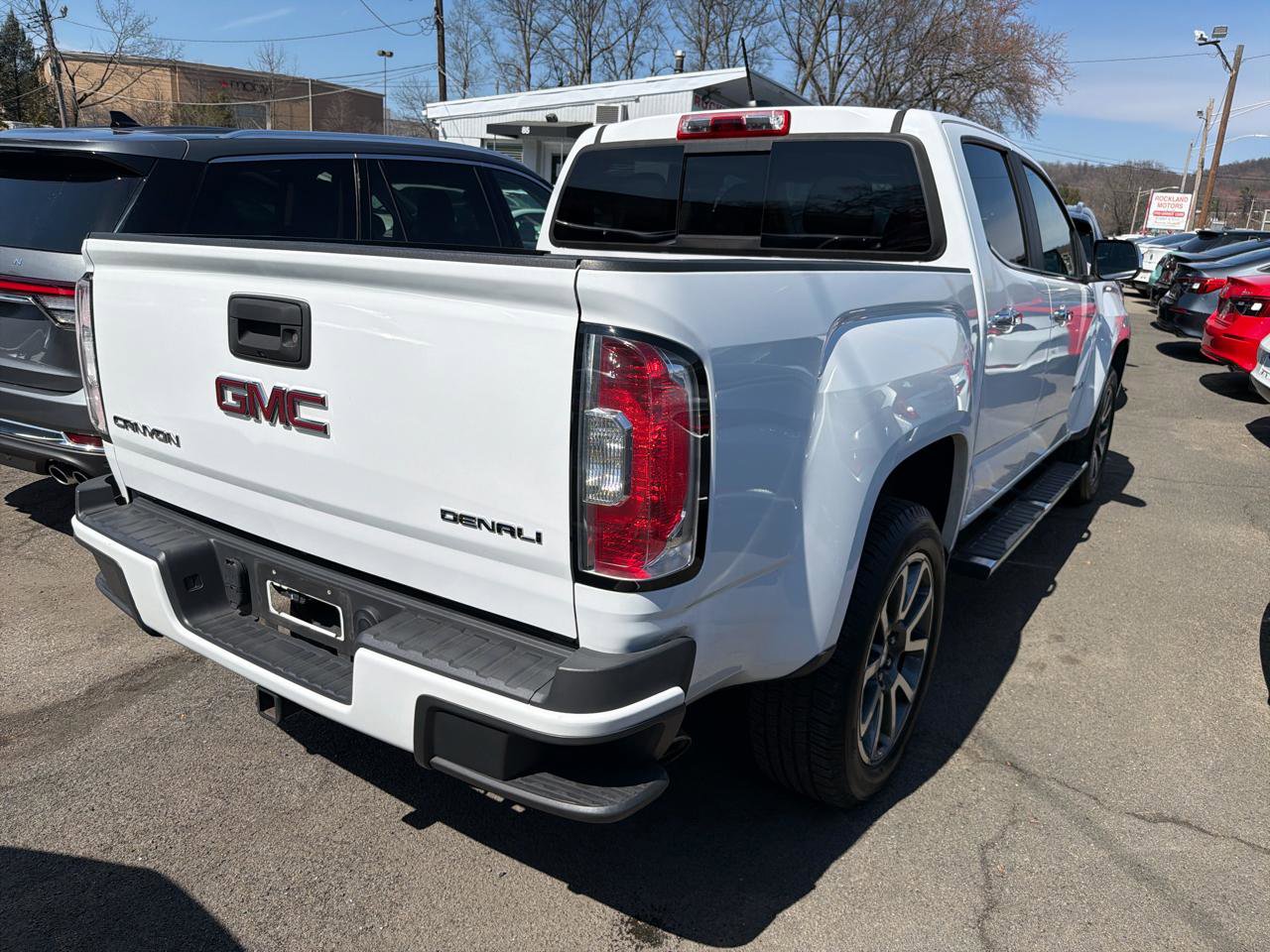 Used 2018 GMC Canyon Denali image 6