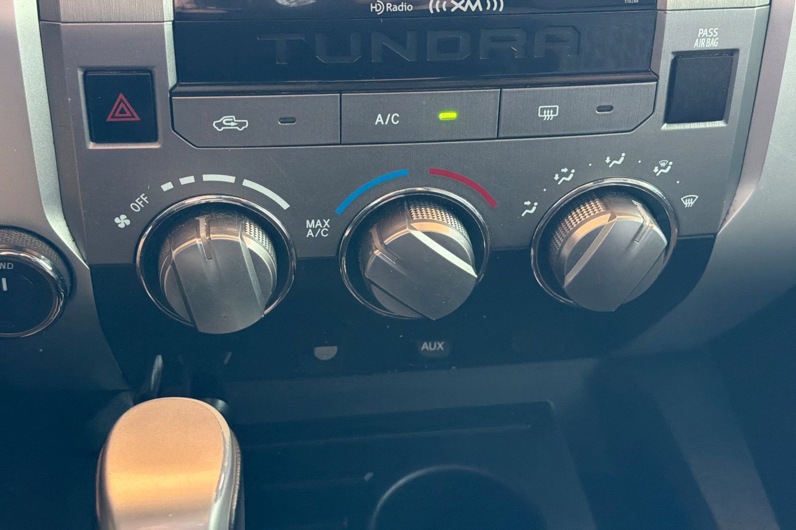 Used 2018 Toyota Tundra SR5 w/ TRD Off Road Package image 19