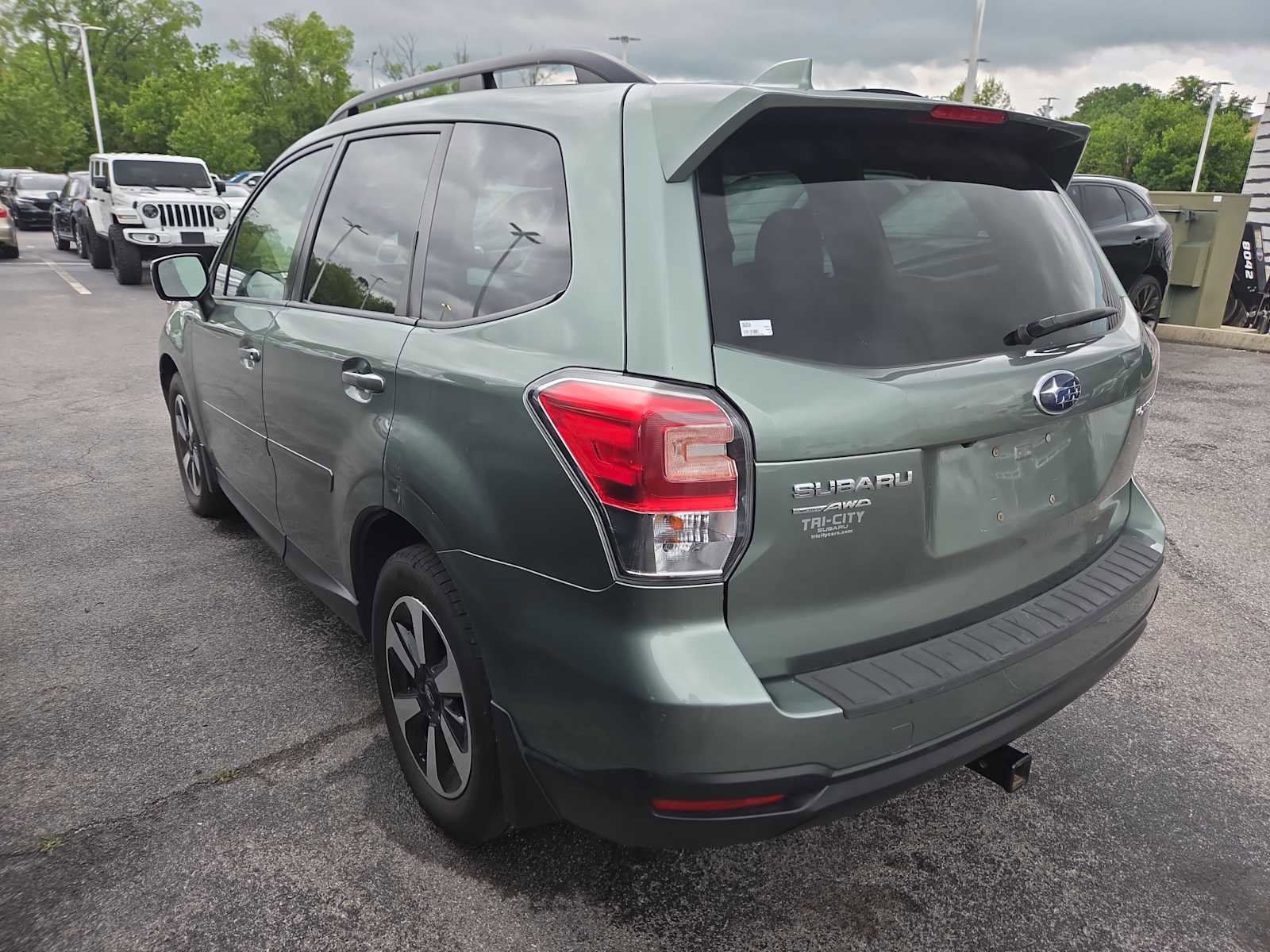 Used 2018 Subaru Forester 2.5i Premium AWD/4WD image 3
