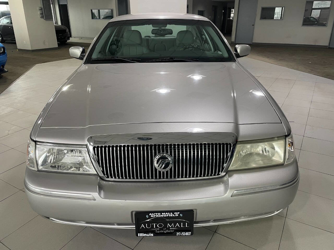 Used 2004 Mercury Grand Marquis LS image 2