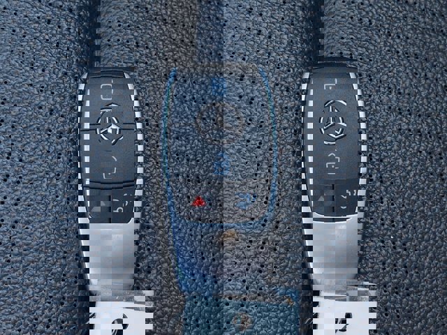 Used 2019 Mercedes-Benz C 300 Sedan image 28