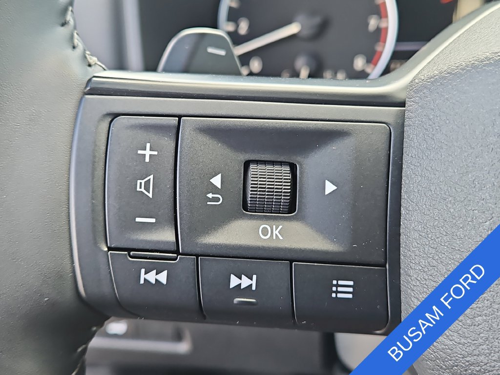Used 2026 Nissan Rogue SV FWD image 21