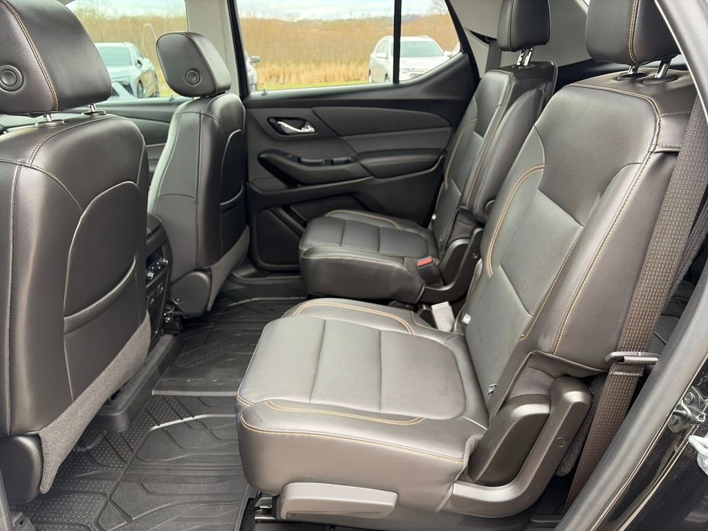 Certified 2021 Chevrolet Traverse Premier w/ Redline Edition image 30