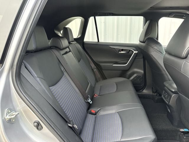 Used 2025 Toyota RAV4 XSE AWD/4WD image 33