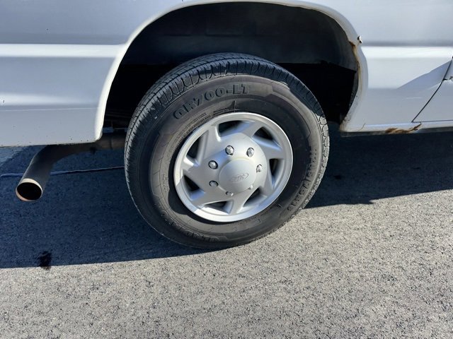 Used 2012 Ford E-250 and Econoline 250 image 25