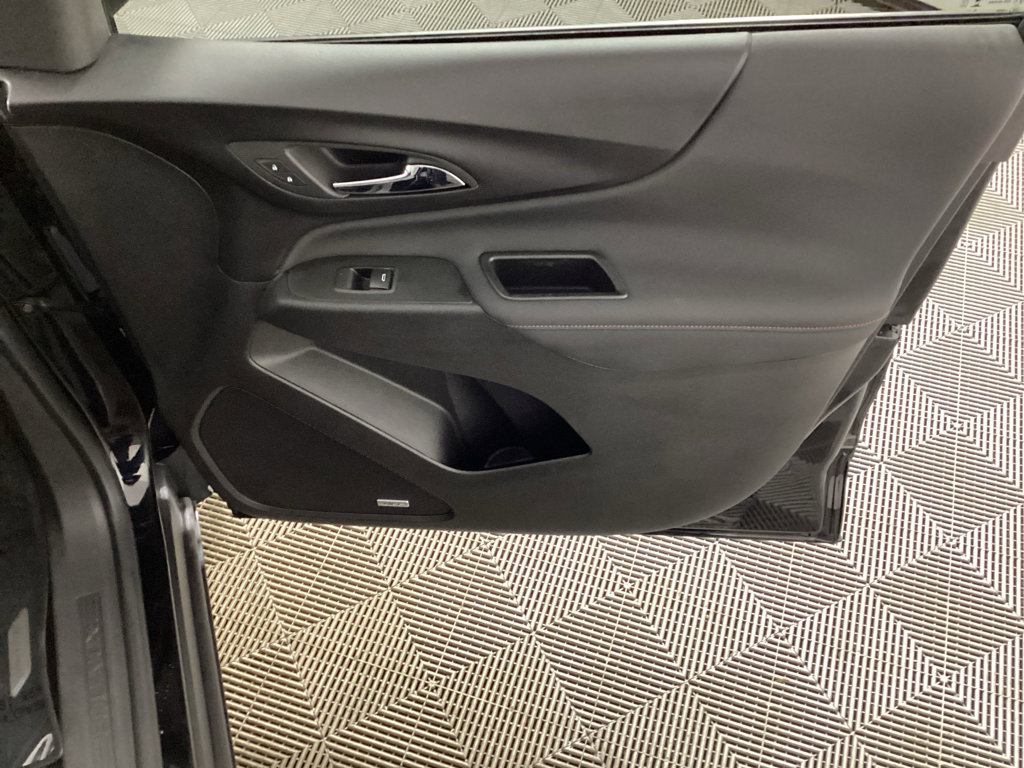 Used 2024 Chevrolet Equinox RS w/ RS Leather Package AWD/4WD image 9