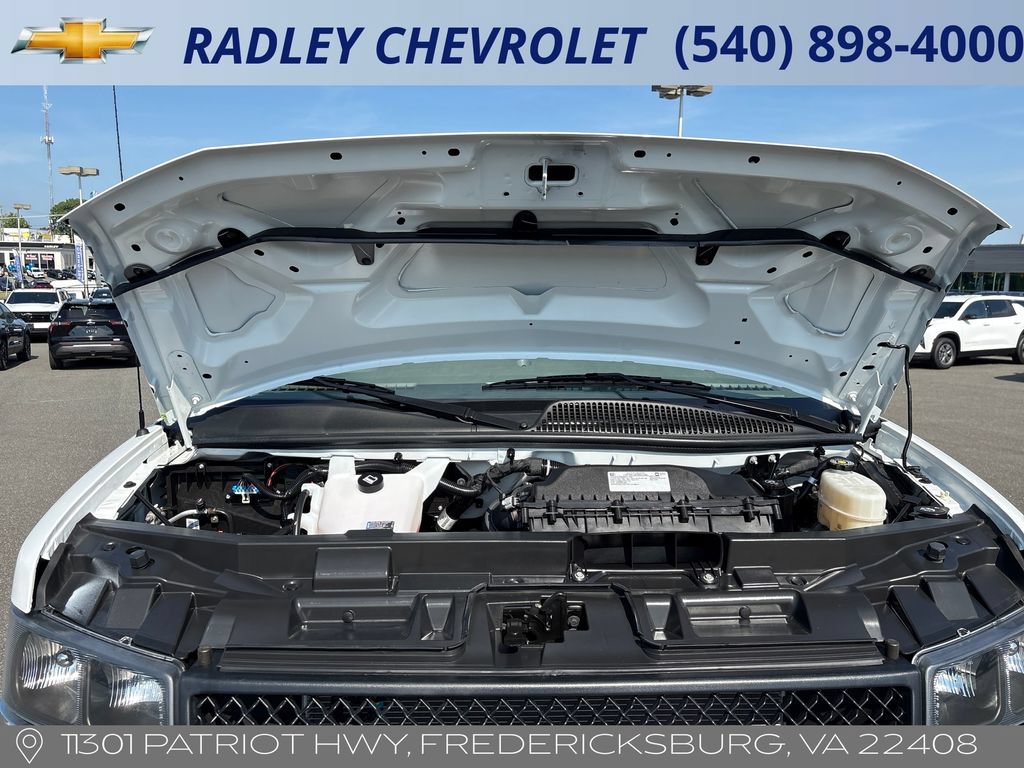 Certified 2025 Chevrolet Express 2500 w/ Driver Convenience Package RWD image 11