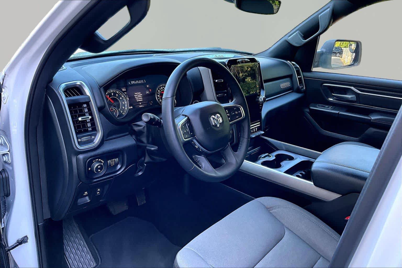 Used 2025 RAM 1500 Big Horn AWD/4WD image 18