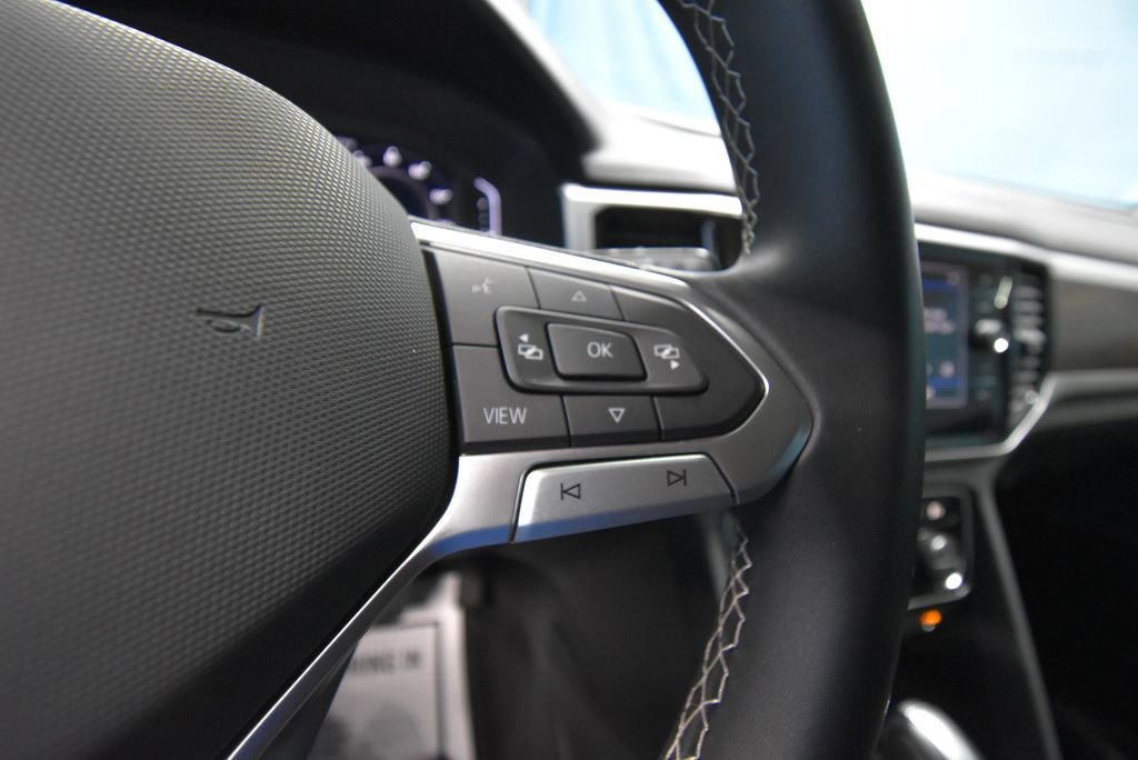 Used 2022 Volkswagen Atlas SE image 12