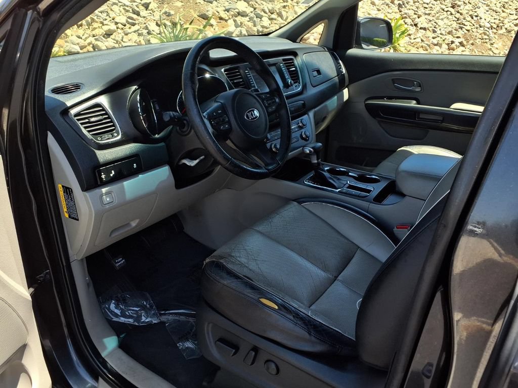 Used 2019 Kia Sedona EX FWD image 15