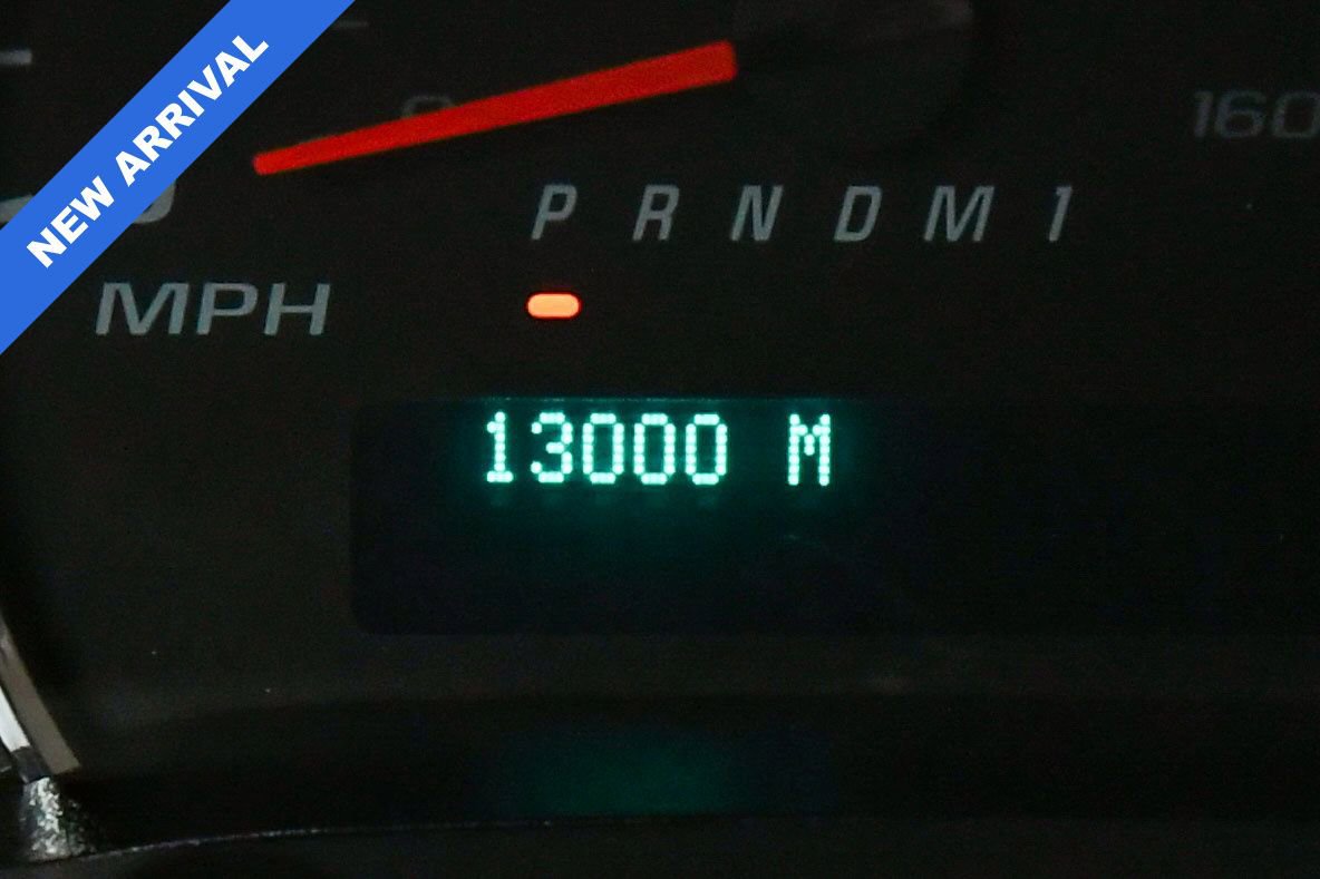 Used 2024 Chevrolet Express 2500 w/ Driver Convenience Package image 13