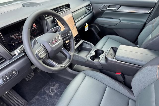 New 2026 GMC Terrain AT4 w/ LPO, Floor Liner Package image 10