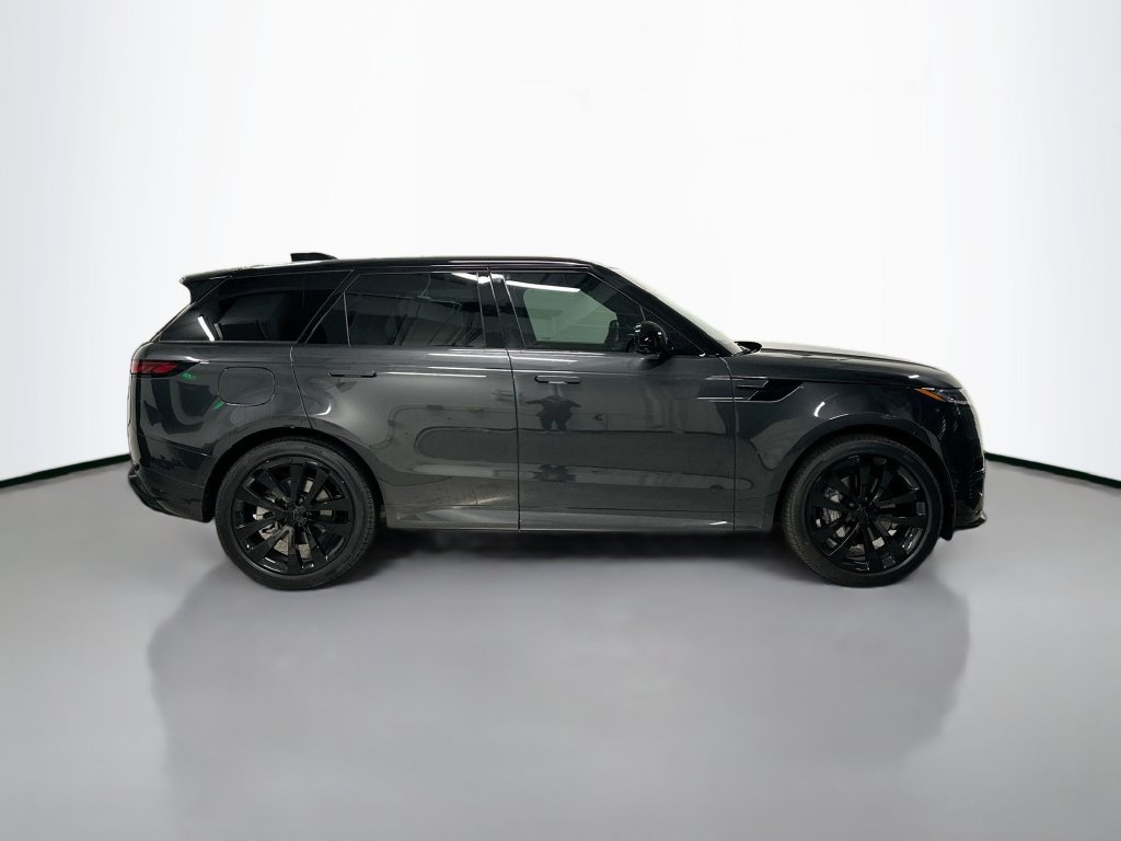Used 2026 Land Rover Range Rover Sport Dynamic SE AWD/4WD image 8